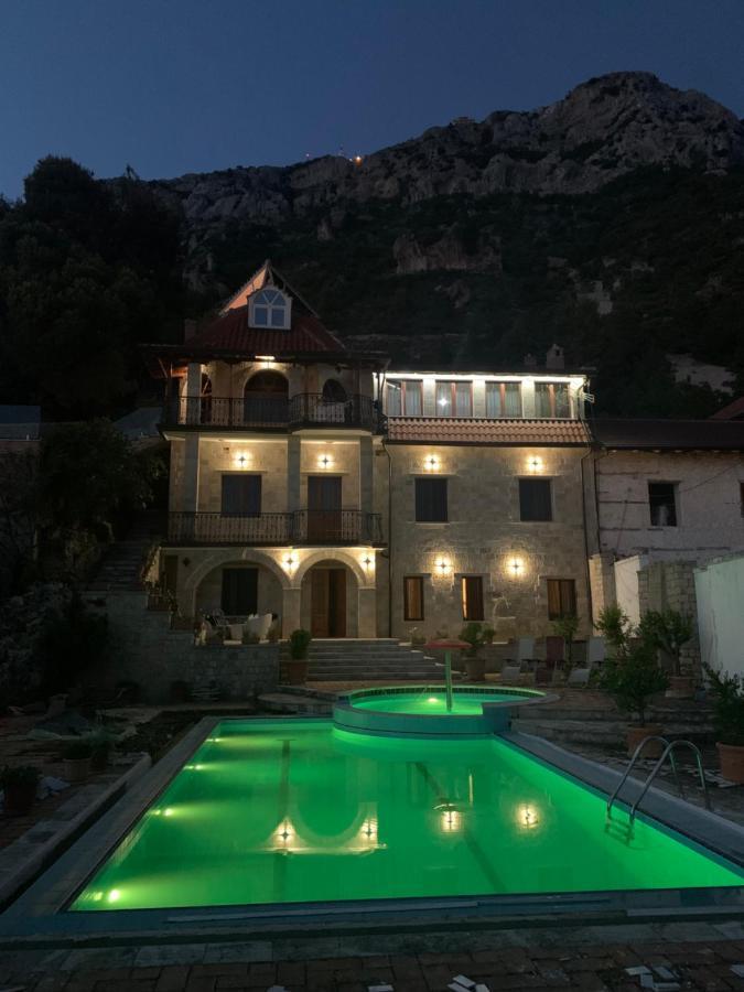 Villa Celaj “The Castle” Krujë Zewnętrze zdjęcie